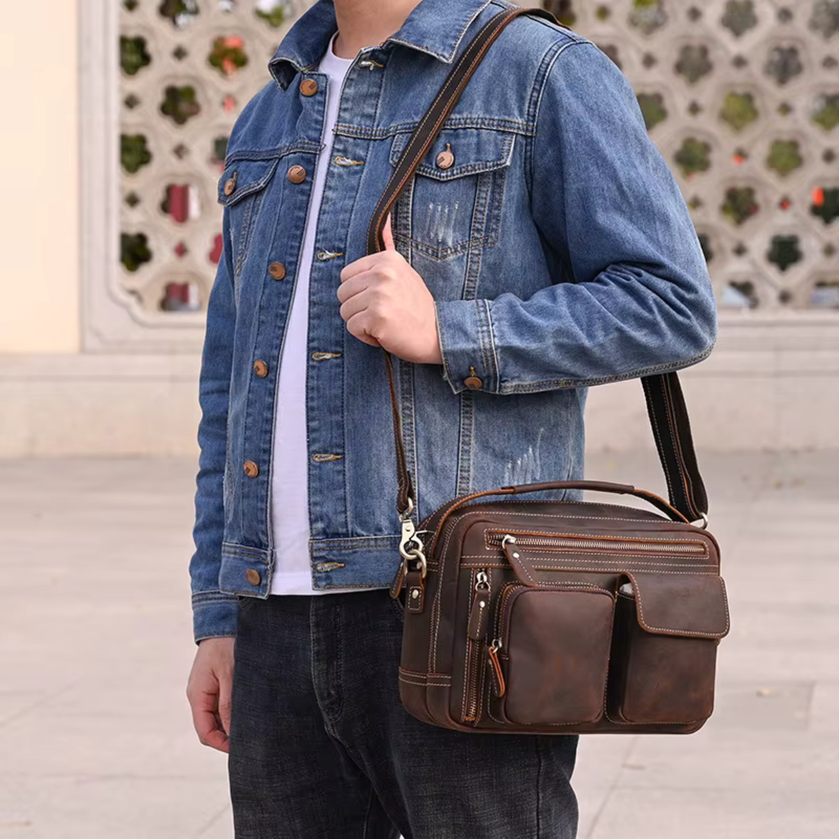 Bolsa Masculina Tiracolo de Couro Genuíno Bergamo