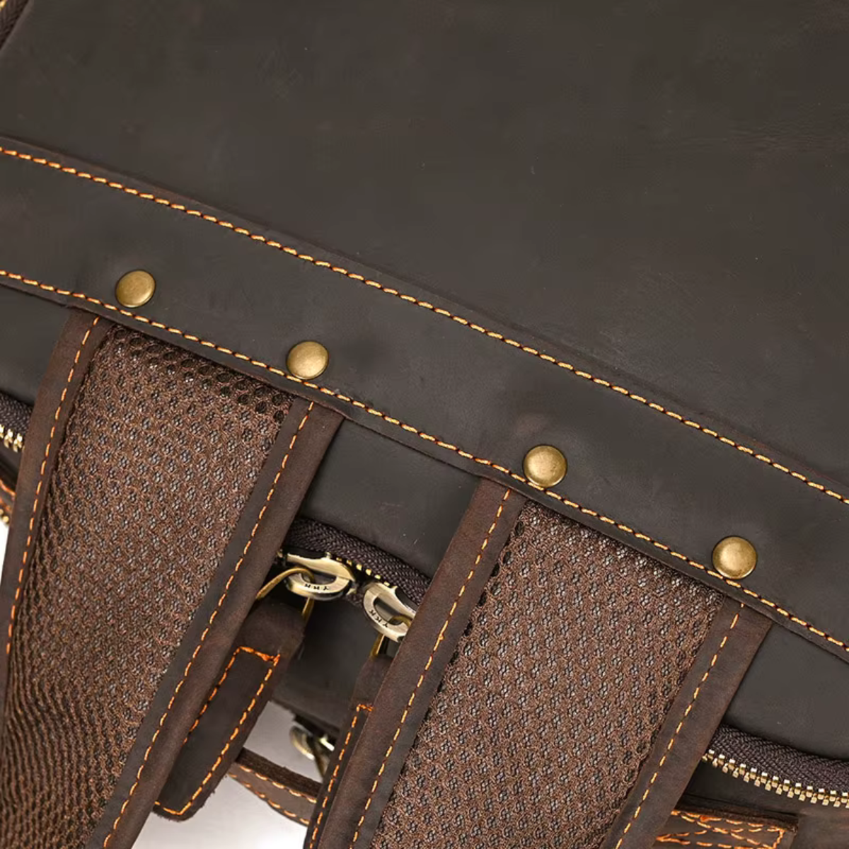 Mochila de Couro Genuíno Texas Notebook 15" Marrom