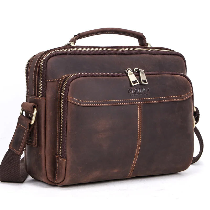 Bolsa Masculina Tiracolo de Couro Genuíno Logan Tablet 10”