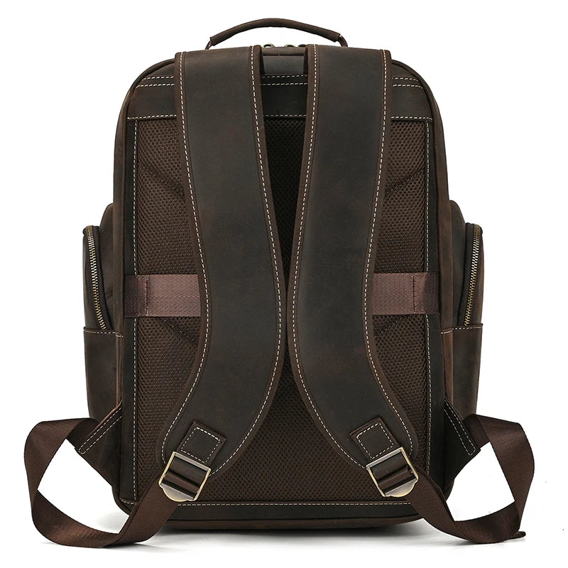 Mochila de Couro Legitimo para Notebook 17 pol com Conexão Usb Black Bull Marrom