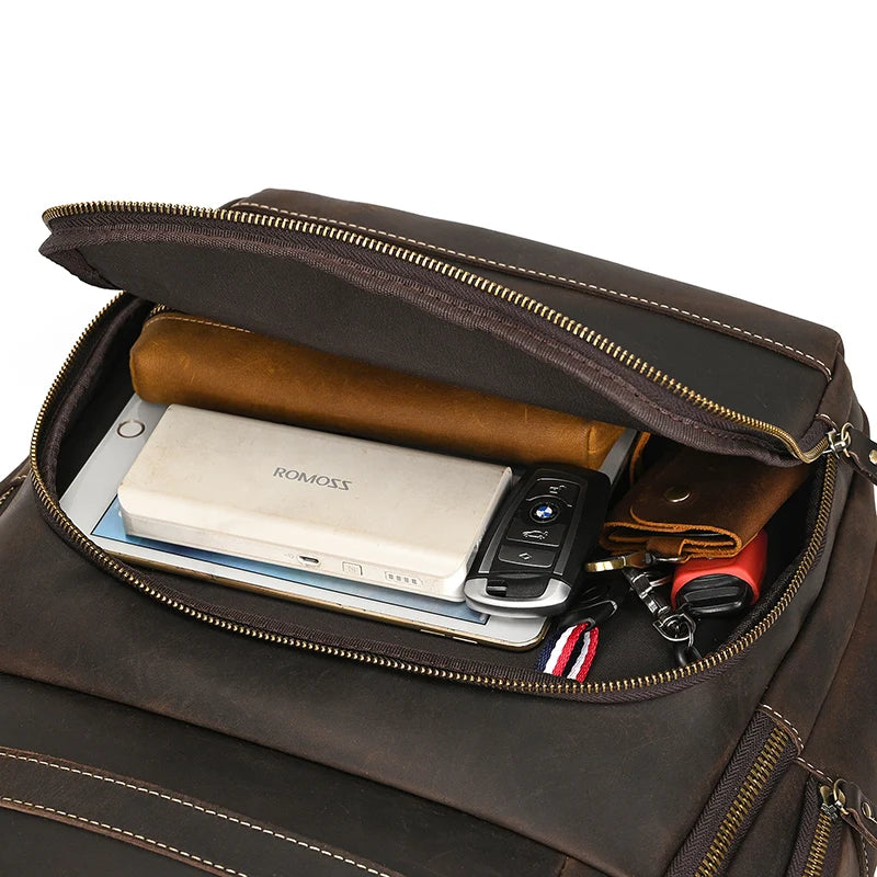 Mochila de Couro Legitimo para Notebook 17 pol com Conexão Usb Black Bull Marrom