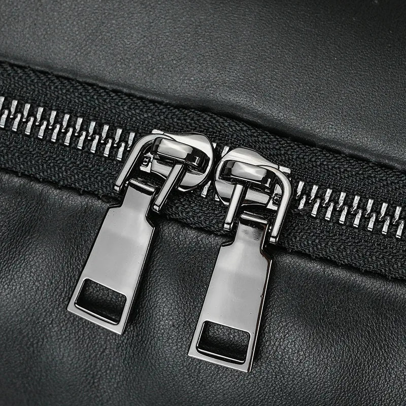 Mochila de Couro Genuíno Luxo American Preta