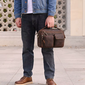 Bolsa Masculina Tiracolo de Couro Genuíno Bergamo